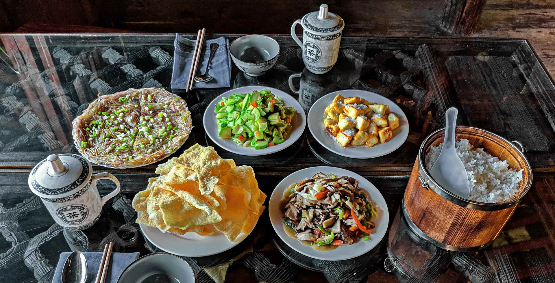 shaxi-temple-restaurant-yunnan-china